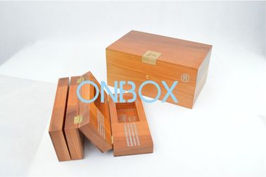 Luxury matt painting wooden box with hinged lid , solid wood coin case